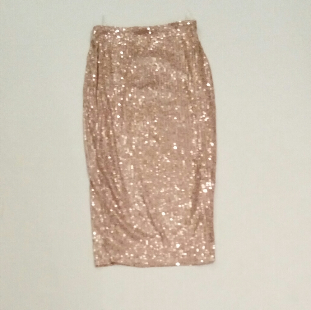 Midi skirt (Fashion Nova)